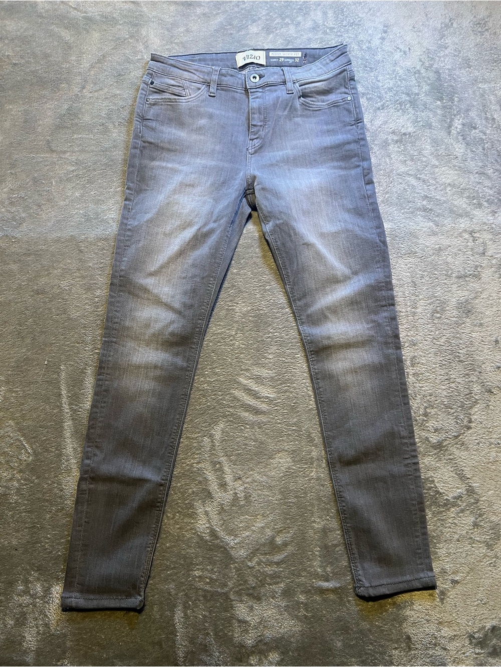 Vizio Women’s Skinny Grey Stretch Jeans